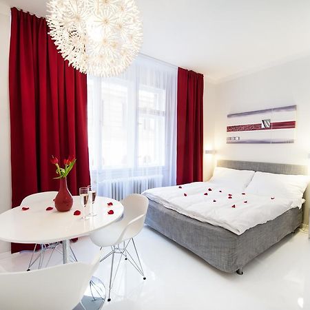 Honeymoon Ruterra Studio Prague Chambre photo