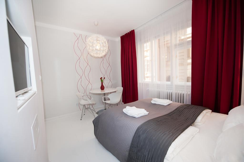 Honeymoon Ruterra Studio Prague Chambre photo
